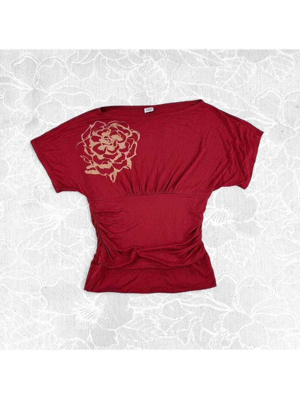 Charming Charlie Red Boatneck Flower Graphic Cinched Bodice Short Sleeve Top